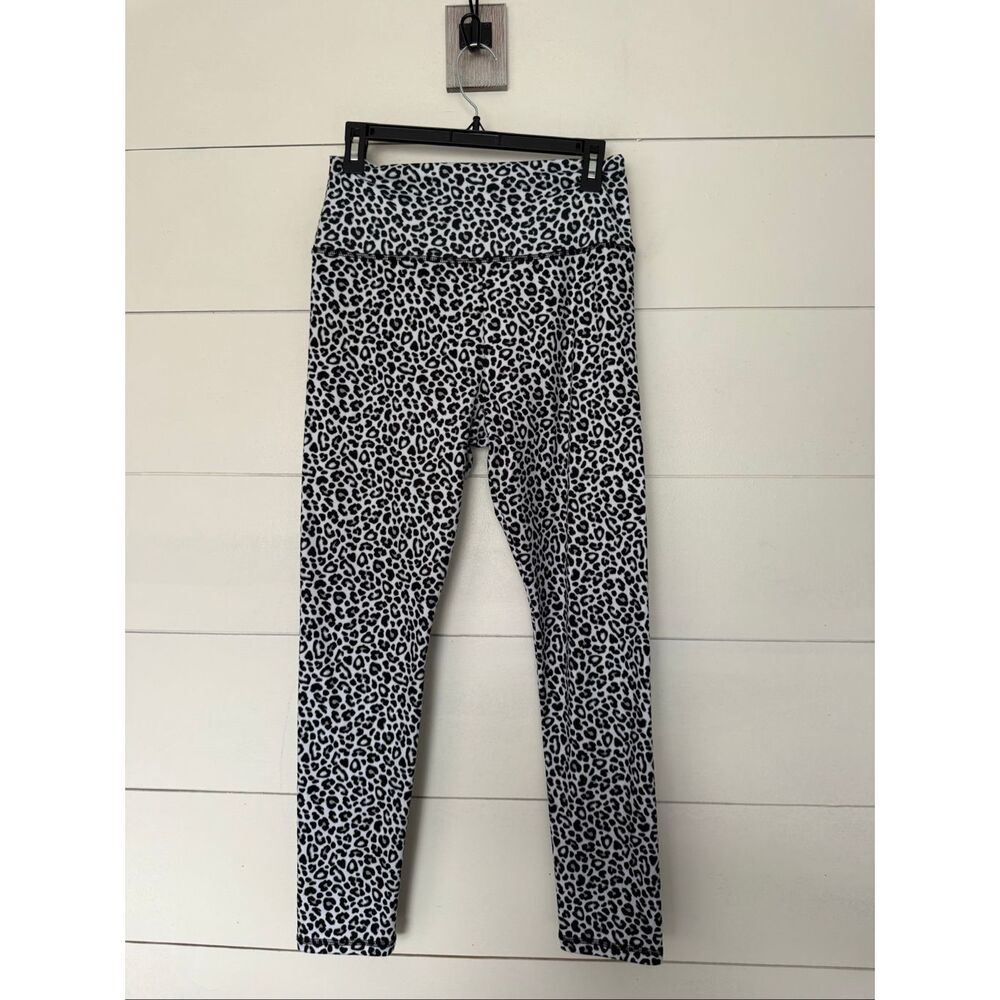 Jala Women’s Medium White Black Pull on Ankle Pants Animal Leopard Print